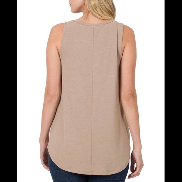 Butter soft tank NWT light green - Picture 2 of 2